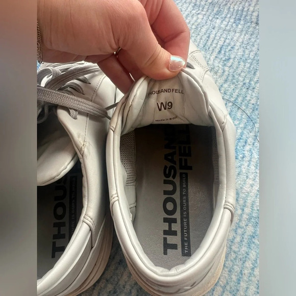 Thousand Fell Women’s Recyclable Low Rise Sneaker Size 9 - Picture 7 of 7